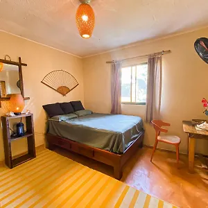  Hostal La Hacienda Hostel